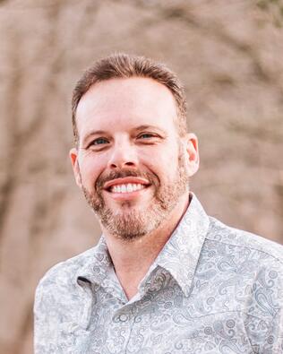 Headshot of Victor Hall