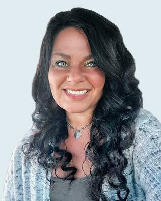 Headshot of Katy Castillo