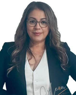 Headshot of Gloria Leon