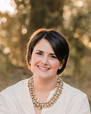 Headshot of Sarah Gray