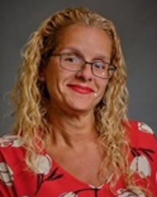 Headshot of Susie Cardoso