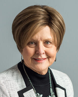 Headshot of Janice Lyon