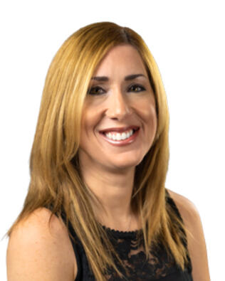 Headshot of Angelina Baumgardner