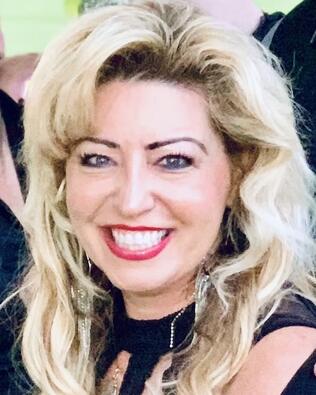Headshot of Shawnabel Massaro