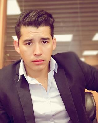 Headshot of Jose Cedillos Sigaran