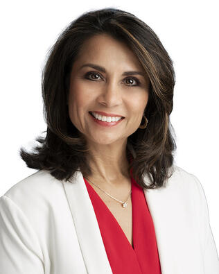 Headshot of Pamela Sheehan