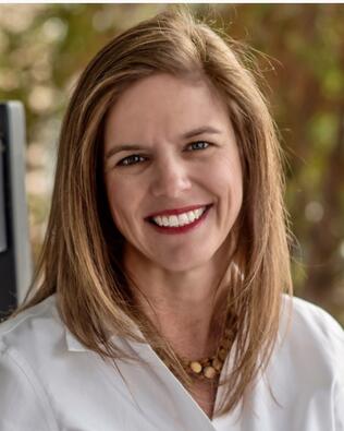 Headshot of Shelley Hadden