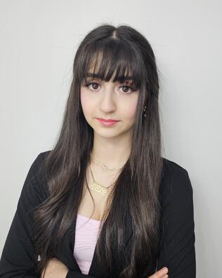 Headshot of Luba Contreras