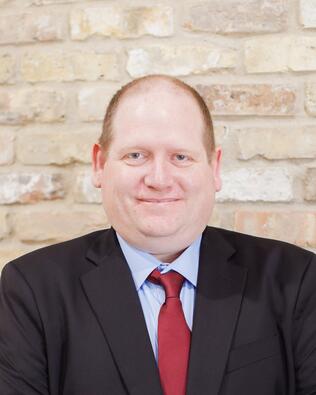 Headshot of Charlie Hoitt