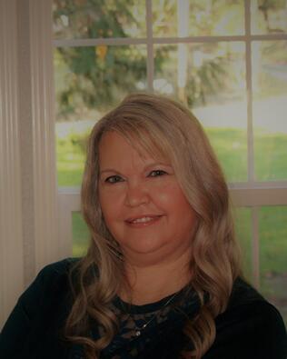 Headshot of Teresa Julian