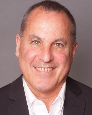 Headshot of Bobby Edelson