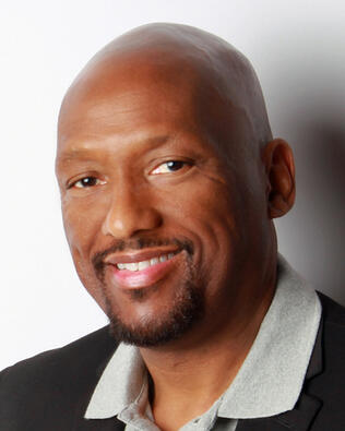 Headshot of Larry Powell