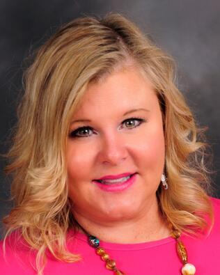 Headshot of Michelle Soter