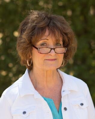 Headshot of Ronda O'Brien
