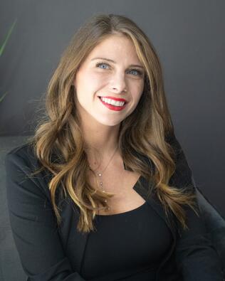 Headshot of Ashley Griffin