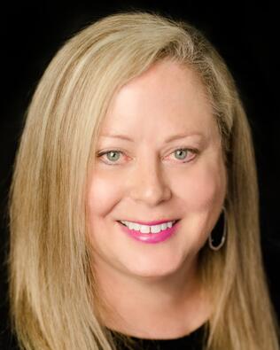 Headshot of Carol Clemens