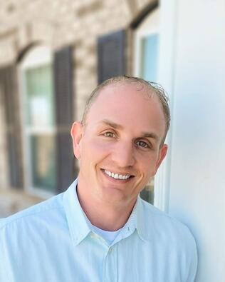 Headshot of David Knapp
