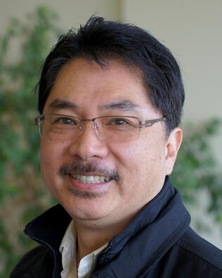 Headshot of Albert Tagle