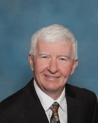 Headshot of Alan Shields