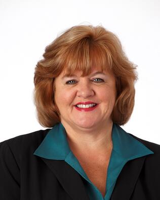 Headshot of Barbara Webb