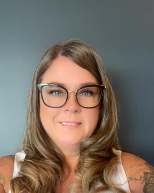 Headshot of Anita Harvey