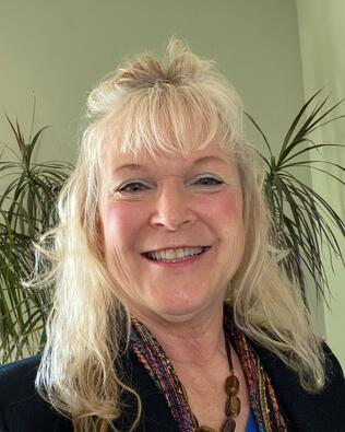 Headshot of Deborah Latham