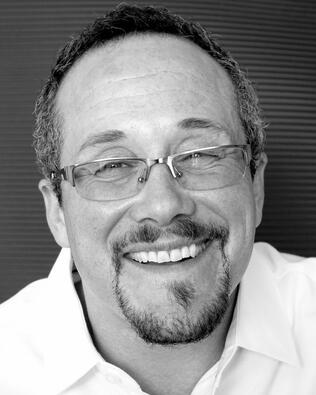 Headshot of Mac MacDougall