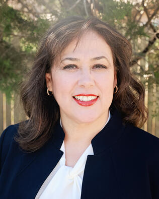 Headshot of Ana Toledo