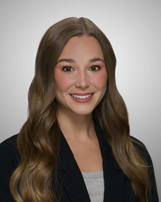 Headshot of Carlee Lakin