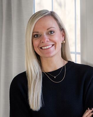 Headshot of Jennifer Madison