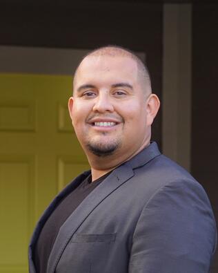 Headshot of Jairo Aguilar