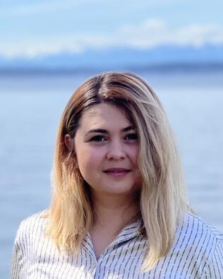 Headshot of Evelina Cobzar