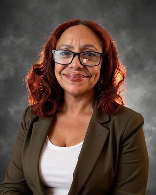 Headshot of Carmen Williams