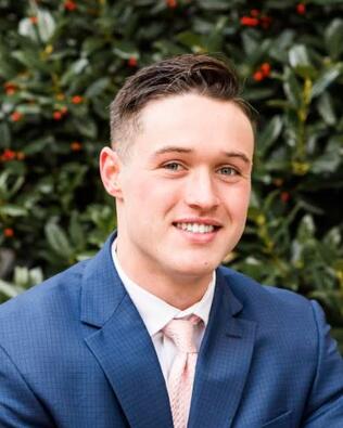 Headshot of Drew Archibald