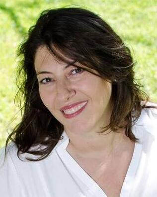 Headshot of Candice Williams