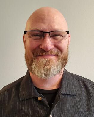 Headshot of Steven Dolbey