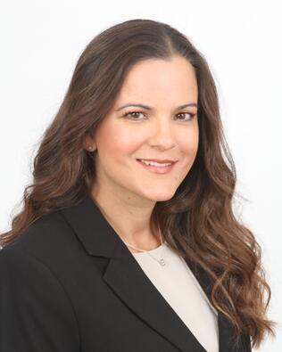 Headshot of Kriston Curiel