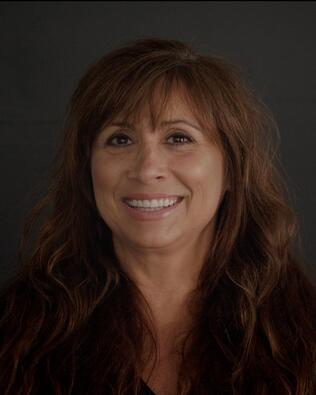 Headshot of Colleen Camp