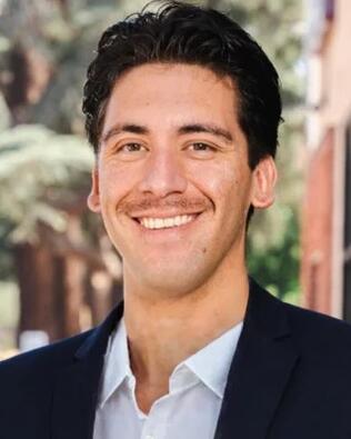 Headshot of Edgar Limon