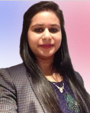 Headshot of Aarti Daddar