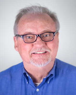 Headshot of Ken Riley