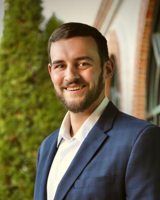 Headshot of Brett Silkebakken