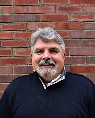Headshot of Nicholas Murray