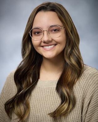 Headshot of Miranda Ballesteros