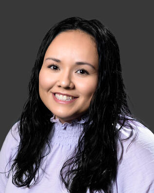 Headshot of Aimee Quinones