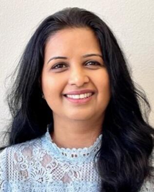 Headshot of Reena Rathor