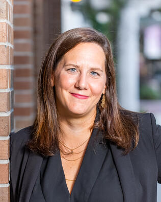Headshot of Amanda Unerli