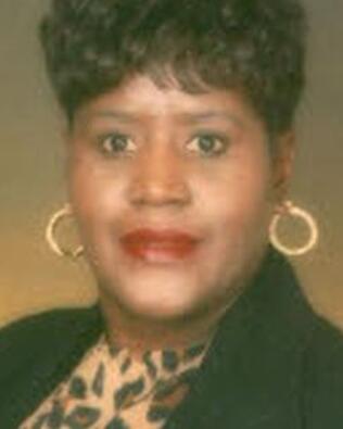 Headshot of Roseann Claiborne