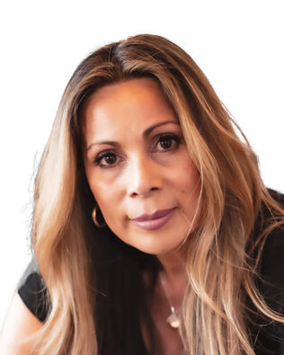 Headshot of Nelly Medina