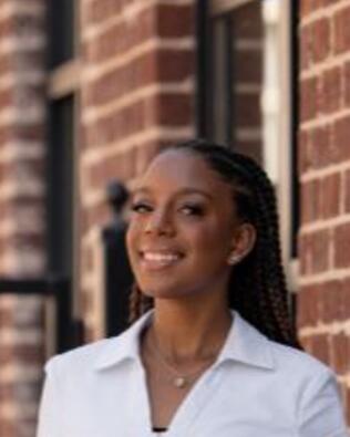 Headshot of Sydnee Eagle